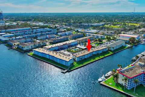 111 Shore Court, North Palm Beach, FL 33408