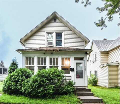 792 Cook Avenue E, Saint Paul, MN 55106