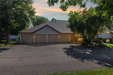 12249 42nd Avenue N, Plymouth, MN 55441