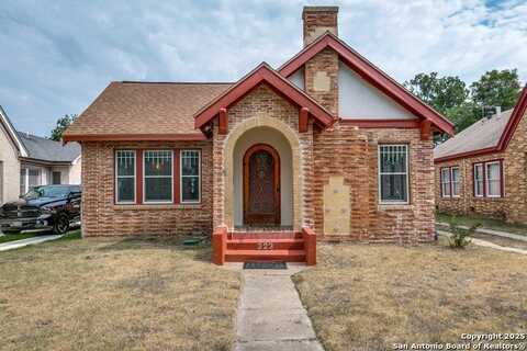 323 Donaldson, San Antonio, TX 78201