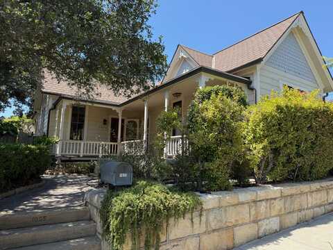 1035 E De La Guerra Street, SANTA BARBARA, CA 93103