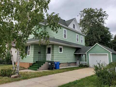 912 Cass Street, Portage, WI 53901