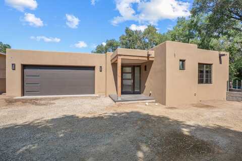 929 Canyon Road, Santa Fe, NM 87501