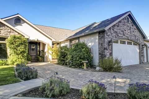 4668 Mayo Court, Redding, CA 96001