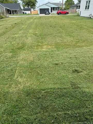 121 Broadway, Sellersburg, IN 47172