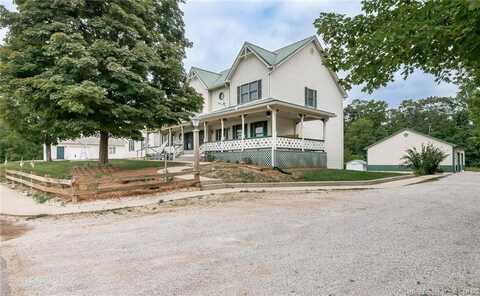 798 E Brown Road, Pekin, IN 47165