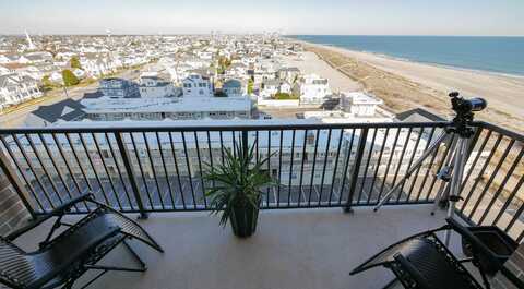 9100 Beach Ave, Margate City, NJ 08402