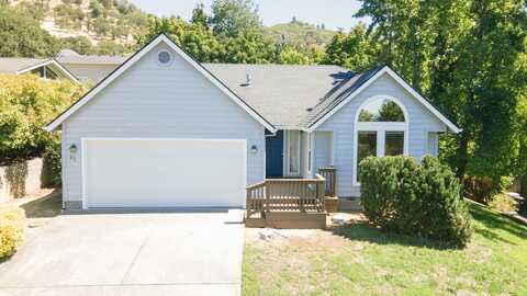 831 NE Piedmont Avenue, Grants Pass, OR 97526