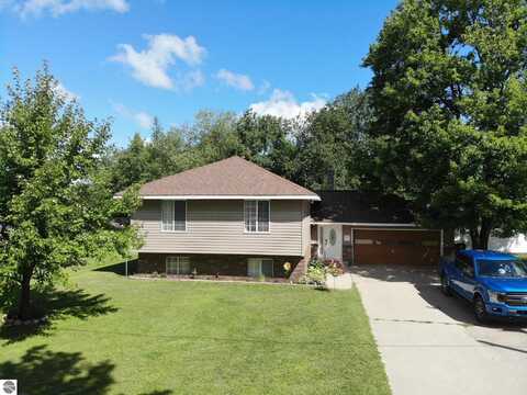 504 Arbor Street, Kalkaska, MI 49646