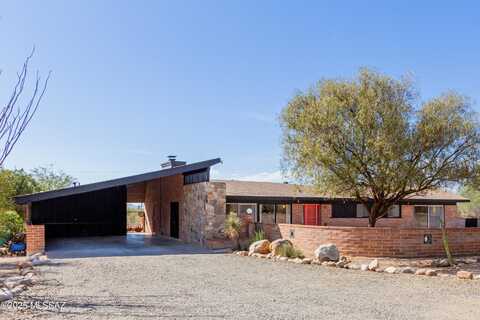 7111 N Edgewood Place, Tucson, AZ 85704