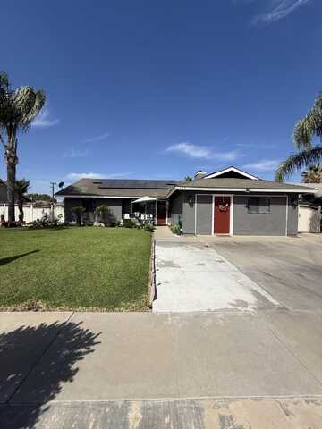 697 San Diego Street, Tulare, CA 93274