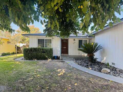2537 S Encina Street, Visalia, CA 93277