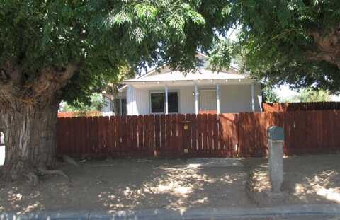 255 4th Street, Orange Cove, CA 93646