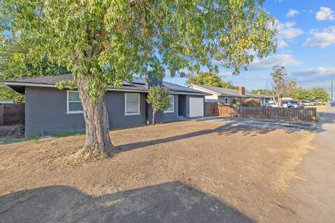 3803 E Clinton Avenue, Fresno, CA 93703