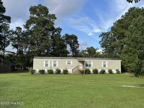 227 Cardinal Acres Drive, Hampstead, NC 28443