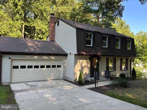 9302 BERRYBROOK PLACE, UPPER MARLBORO, MD 20772