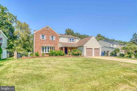 10 LAKEVIEW DRIVE, CHERRY HILL, NJ 08003