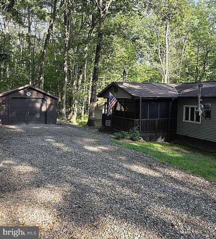 369 BUCK MOUNTAIN ROAD, ZION GROVE, PA 17985