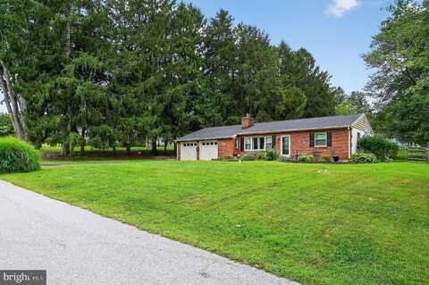 7 S GARDEN CIRCLE, WEST CHESTER, PA 19382