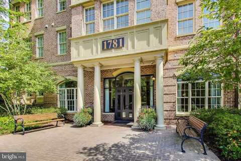 1781 CHAIN BRIDGE ROAD, MCLEAN, VA 22102