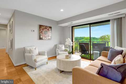 3100 S MANCHESTER STREET, FALLS CHURCH, VA 22044