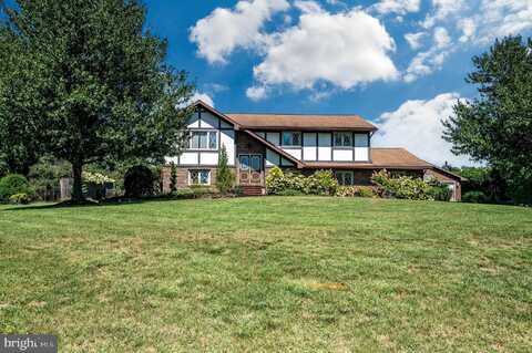 619 MULL AVENUE, LEESPORT, PA 19533