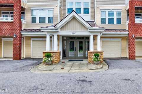 2810 Bedford Green Drive, Raleigh, NC 27604