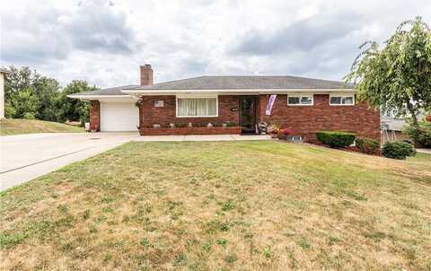 114 Frisbee Ave, Connellsville, PA 15425