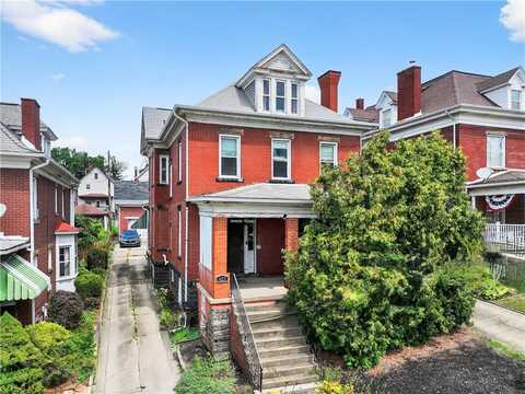 427 E Pittsburgh Street, Greensburg, PA 15601