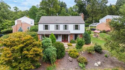 1251 Greystone Dr, St Clair, PA 15241