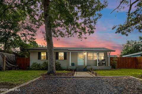 424 Keziah Street, Oak Island, NC 28465