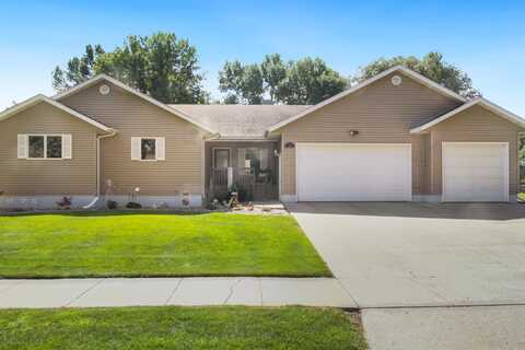 1312 NE 15th Avenue, Aberdeen, SD 57401