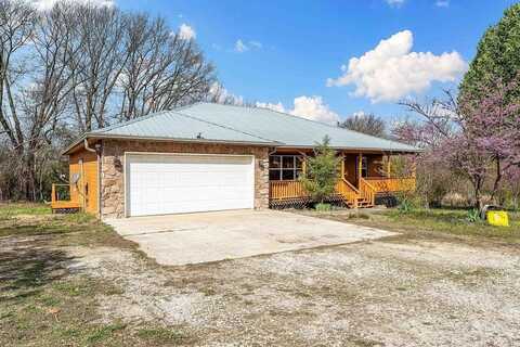 7959 Heritage Heights RD, Seligman, MO 65745
