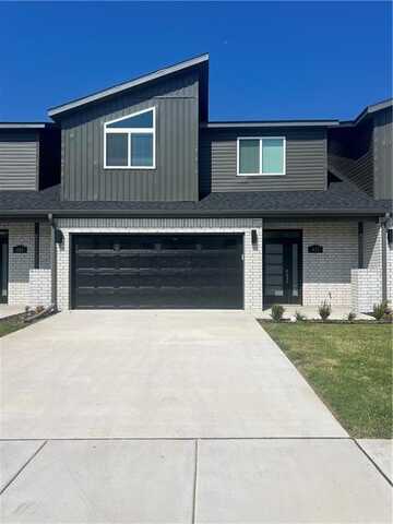 471 Azurite RD, Centerton, AR 72719