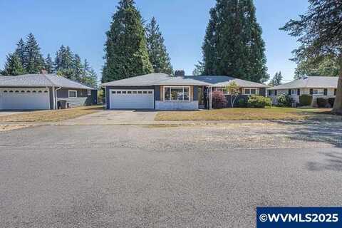 4890 Coloma SE Dr, Salem, OR 97302