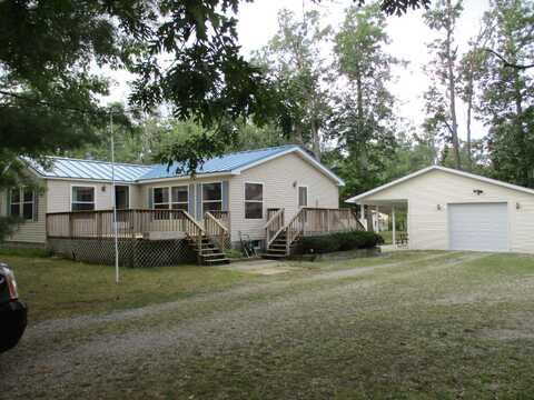3290 Skyline Road, Lewiston, MI 49756