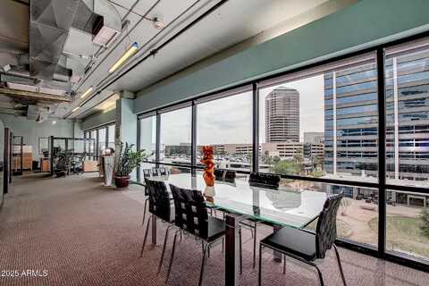 3033 N CENTRAL Avenue, Phoenix, AZ 85012