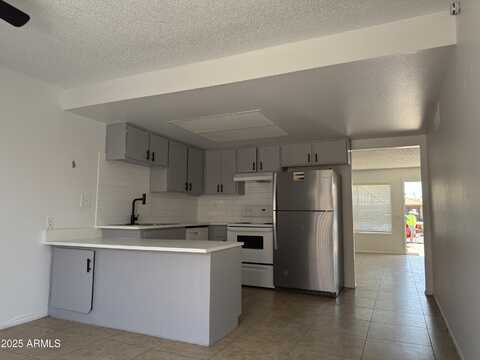 5318 W TURNEY Avenue, Phoenix, AZ 85031