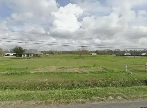 807 South Waterplant Road, Thibodaux, LA 70301