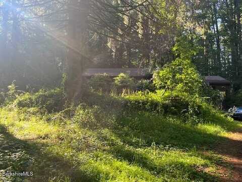 1089 Canaan Southfield Rd, New Marlborough, MA 01259