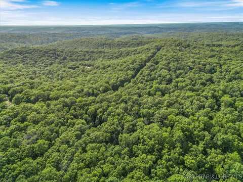 694 Warbonnet Road unit: C, Roach, MO 65787