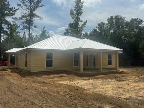 104 Redbreast Rd., Vienna, GA 31092