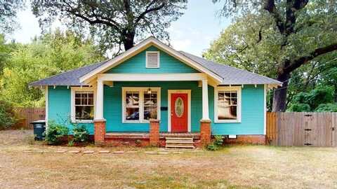 1917 College Avenue, Conway, AR 72034