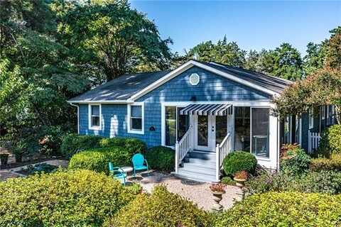 33 Reynolds Landing, Irvington, VA 22480