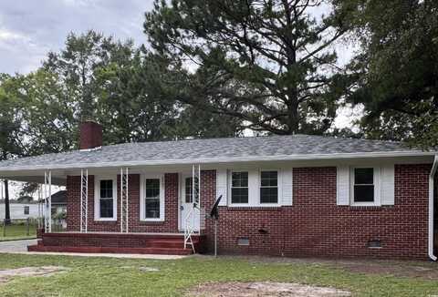 1127 Tynes St., Dillon, SC 29536