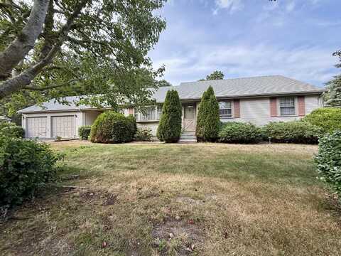 70 Poinsettia Drive, South Yarmouth, MA 02664