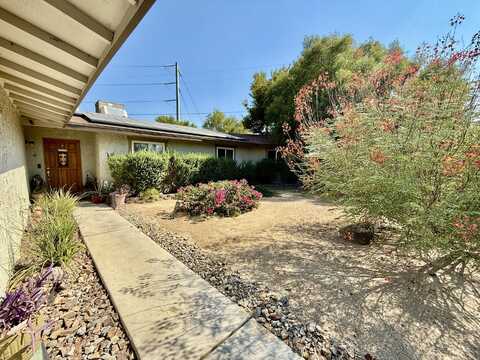 69375 Nilda Drive, Cathedral City, CA 92234