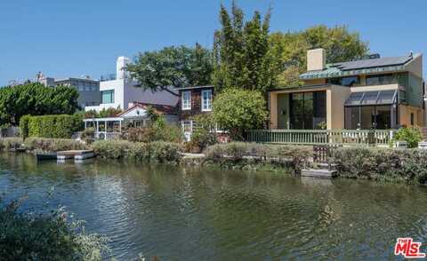439 Sherman Canal, Venice, CA 90291