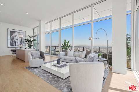 11750 SW Wilshire Blvd, Los Angeles, CA 90025