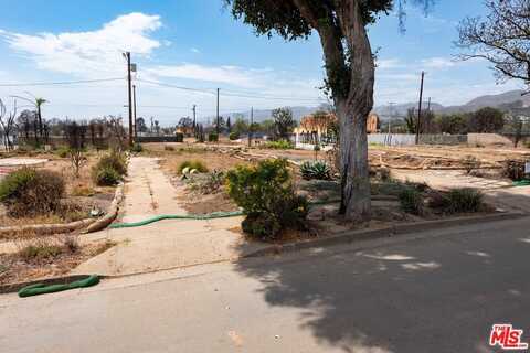 1039 Hartzell St, Pacific Palisades, CA 90272